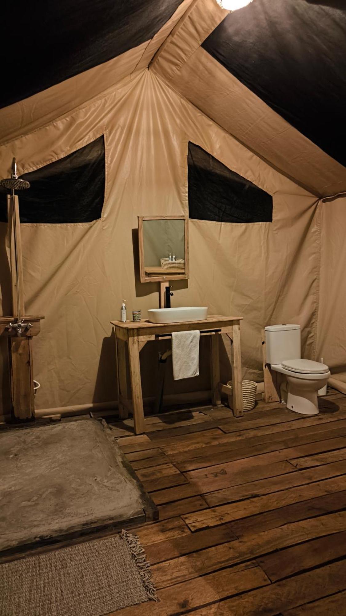 Julia'S River Camp تاليك المظهر الخارجي الصورة