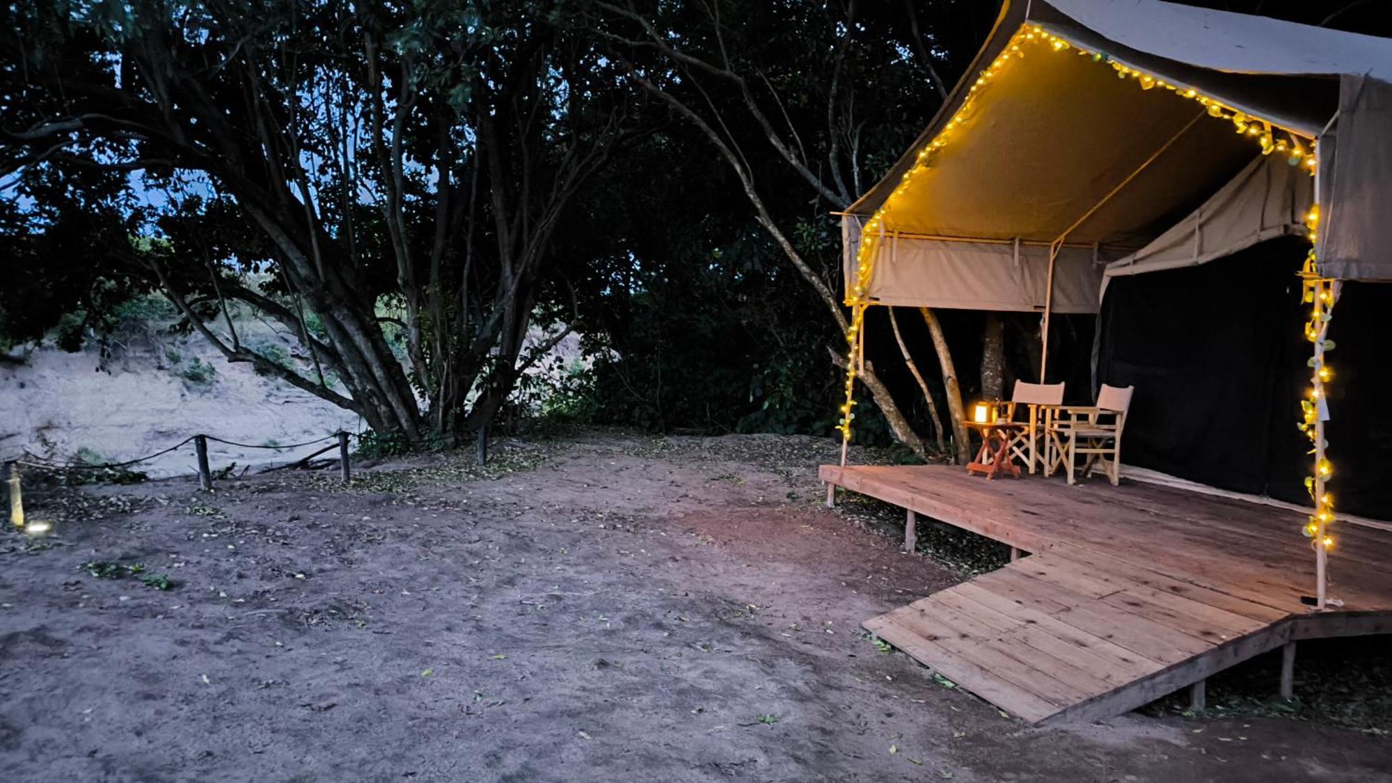 Julia'S River Camp تاليك المظهر الخارجي الصورة